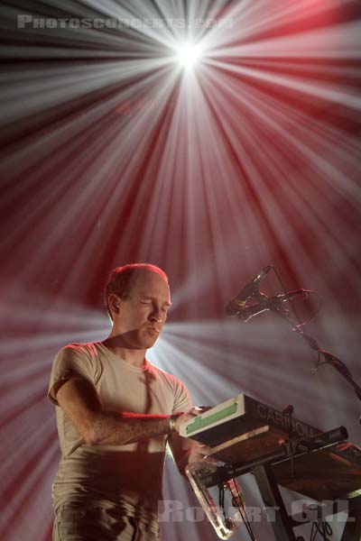 CARIBOU - 2014-11-01 - PARIS - Grande Halle de La Villette - Daniel Victor Snaith